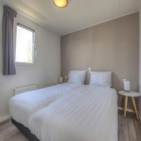 Modern Located 4 5 Km From Rockanje シャレー ヘレヴートスライス